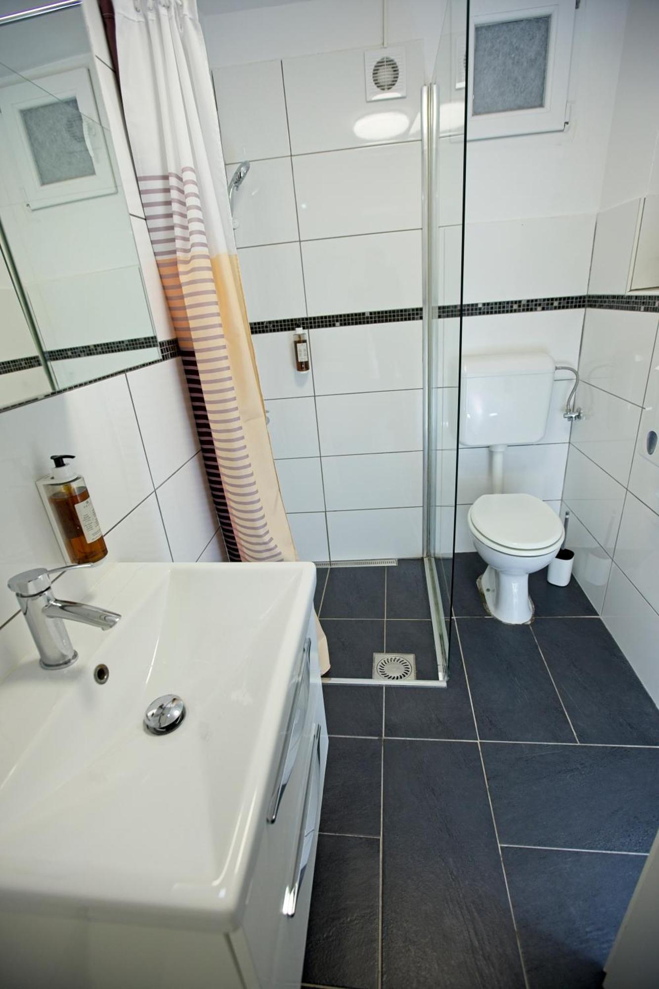 Apartment Lara With Affordable Parking Piran
