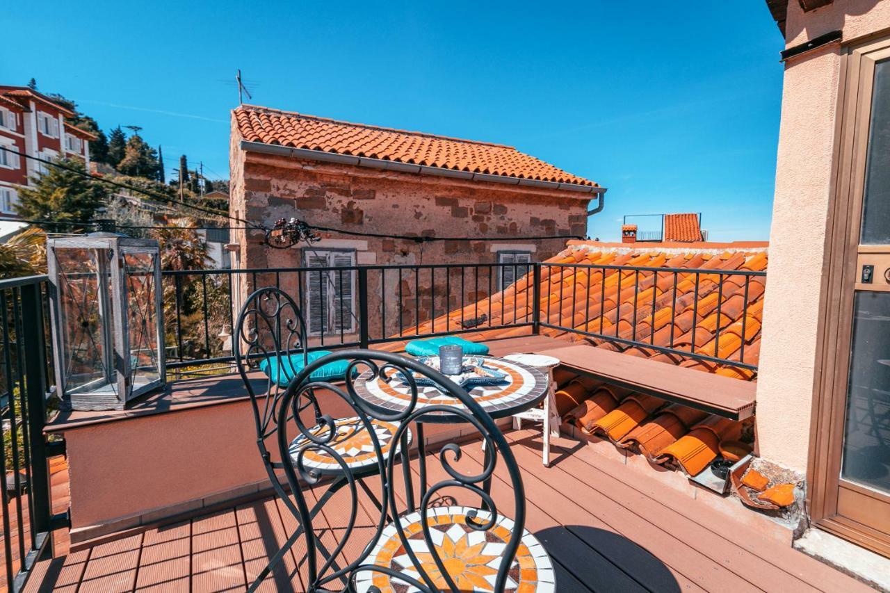 Apartment Lara With Affordable Parking *