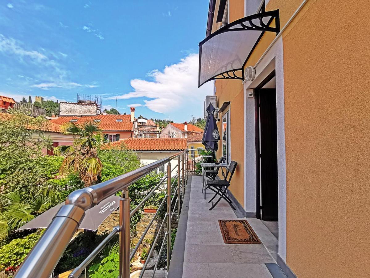 Apartment Lara With Affordable Parking Piran